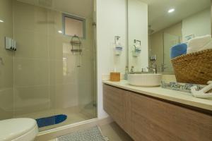 Lujoso Apartamento Con Salida Directa A La Playa Edificio Morros Eco