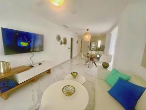 Ph in Cana Rock Star With Golf View And Pool