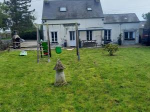 Maisons de vacances Nice holiday home in Isigny sur Mer with garden : photos des chambres