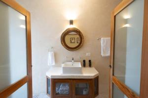 La Sultana Amazing restored house with pool