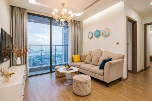 Căn hộ 2 phòng ngủ nhìn ra hồ nước (Two-Bedroom Apartment with Lake View)