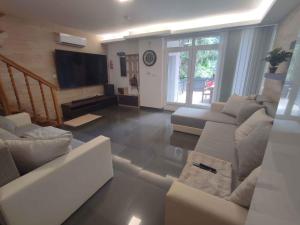 Holiday home in Vonyarcvashegy - Balaton 45332