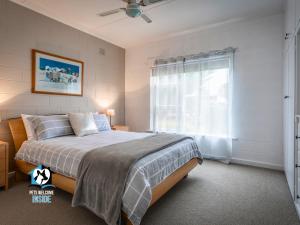 Renovated 3BR One Street to Beach