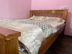 Spacious Queen Bed Suite 6km to Palace, Free Wi-Fi, Books, Toys, Smart TV
