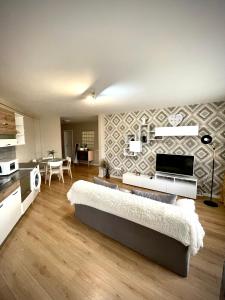 Mio Apartments Silver