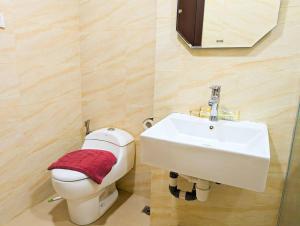 Lovina 20-12B Formosa Residence