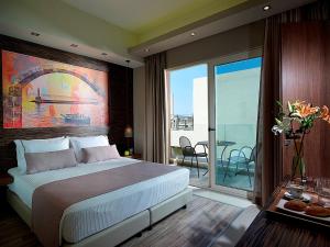 Superior Double Room with Balcony