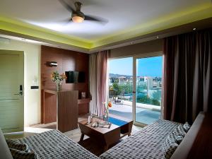 Junior Suite with Balcony