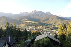 Appartements Duplex avec garage Vue montagne Au-dessus de la ville : photos des chambres