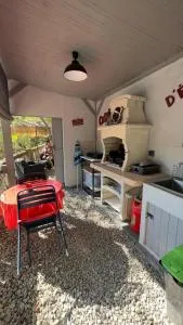 CHAMBRE INDEPENDANTE climatisée, cuisine d'été, piscine - Giuncheto