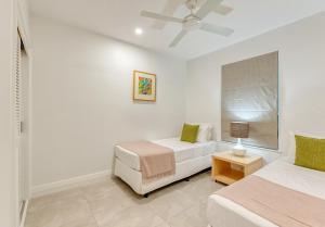 7 Plantation House