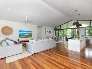 Port Douglas Valley Magic