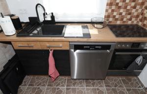 Four Flowers Apartman