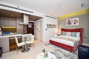 Luxury Escapes - Modern studio in West Avenue Dubai Marina