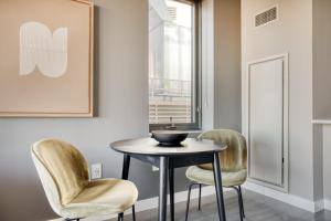 North Station 1br w wd gym nr TD Garden BOS-839