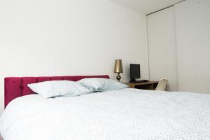 Appartements EXIGEHOME-Beautiful apartment, 2 rooms 15 minutes from Paris : photos des chambres