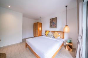 Villa Anna - Stylish 3BR Brand New Villa in Canggu