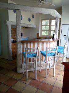 B&B / Chambres d'hotes La Bousquatiere : photos des chambres