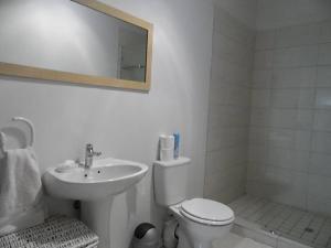 7 George Hulett House