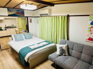 205gblhouse,黒門市場がすぐ目の前,徒歩30秒,大阪人気の観光エリアへ徒歩圏内道頓堀徒歩7分,南海難波駅徒歩6分