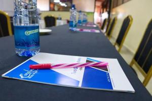 Two Oceans Hotel Voi