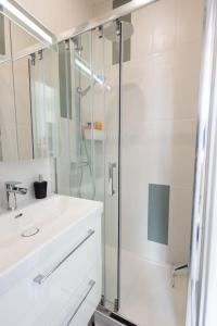 Appartements Appartement 450 m gare RER C : photos des chambres