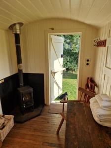 The Delkin Shepherds Huts Castle Combe