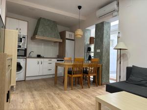 Dos Torres Tenor Gayarre - Encanto con Balcón Interior