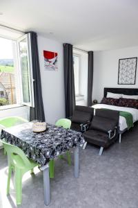 Appart'hotels LA BATISSE l'arbre gris : photos des chambres