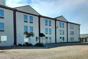 Days Inn by Wyndham LaPlace- New Orleans - Luling