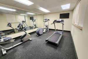 Days Inn & Suites by Wyndham Houston NorthAldine