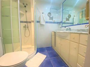 Salinetas, frente al mar y playa