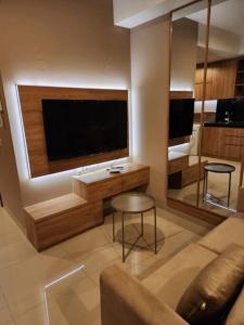 Irvine Suites Lantai 26-I2618