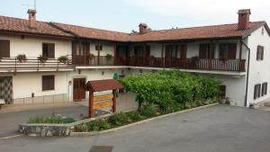 Accommodation in Divača