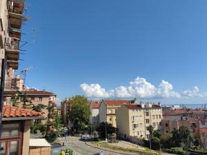 2R City Center Holidays and Workstays