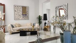 Villa corniche le luxe au près de la mer