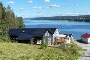 Lovely home by Glomma river! - Spydeberg