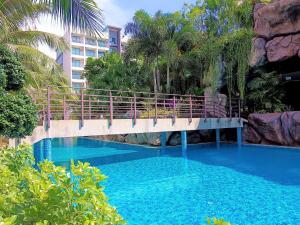 Laguna Beach Resort 3 Maldives