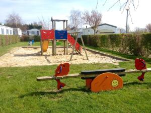 Campings Camping Le Walric : photos des chambres