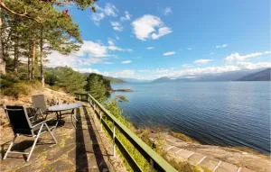 Amazing Home In Tørvikbygd With Wifi - 永达尔