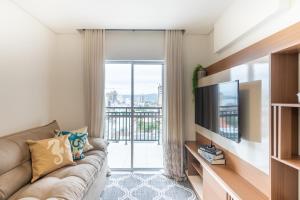 Apartamento com VISTA MAR, Ar-condicionado, Wi-Fi Condomínio com PISCINA, quadra de esportes Playground infantil a 15 minutos do Beto Carreiro