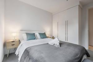 Inner-city Chic near Markets and Flagstaff Station