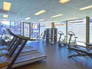 Metropolis Queen Studio with Indoor Pool Balcony