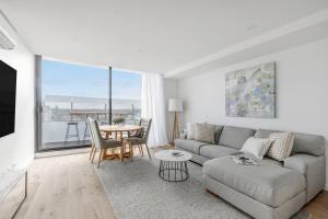 The Nest on Nott - Pure Port Melbourne Bliss