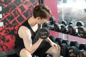 The Gravitique Hotel Khaosan