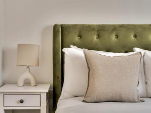 Pass the Keys Stylish 2 Bed Apartment Parking Oxford