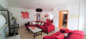 Apartment in the center of Tavira with swimming pool and garage