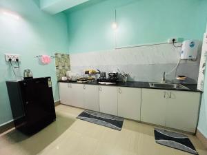 *URBAN HOME*-A Luxe Contemporary 1BHK Apartment