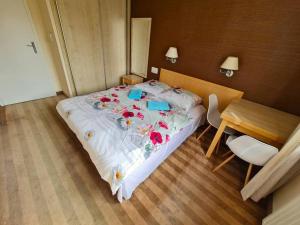 Fantastic Waw - Z6 Room - 304A