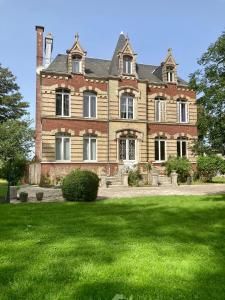 Maisons de vacances Maison des Ifs - Proche Etretat - Jardin & billard : photos des chambres